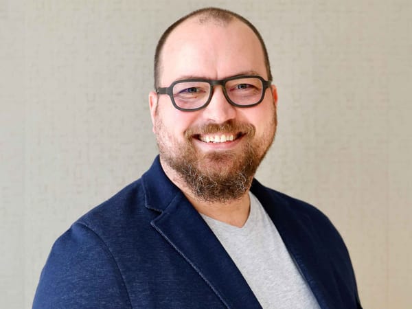 Lars Janssen leaves Plaion