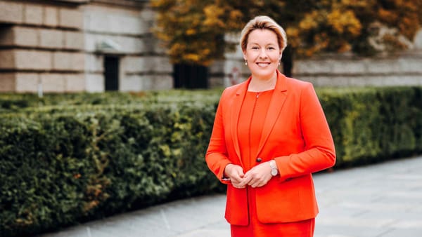 Berlin-Brandenburg Co-Hosts Canada at gamescom, Franziska Giffey Opens Reception