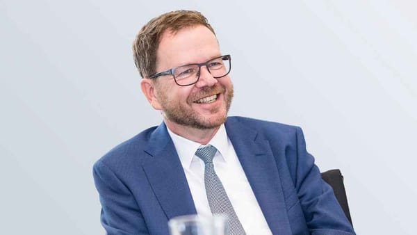 Lutz Hardge is Responsible for Sales of AOC and MMD in GSA